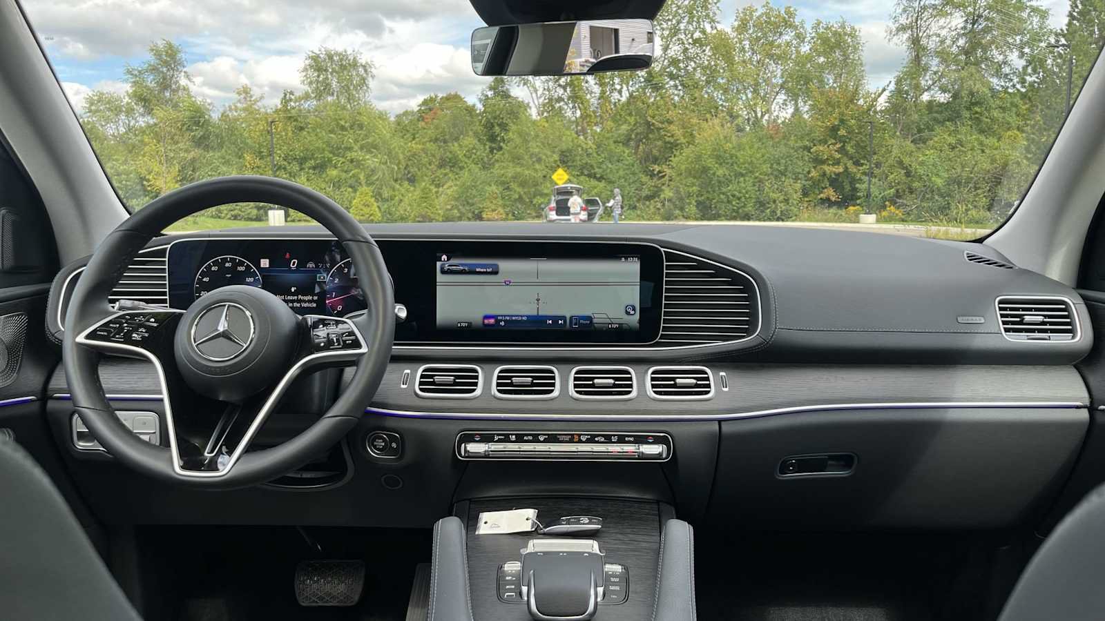 Used 2026 Mercedes-Benz GLS 450 4MATIC image 30