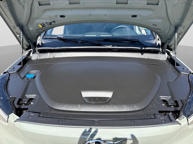 Certified 2023 Volvo XC40 Recharge Ultimate AWD/4WD image 21
