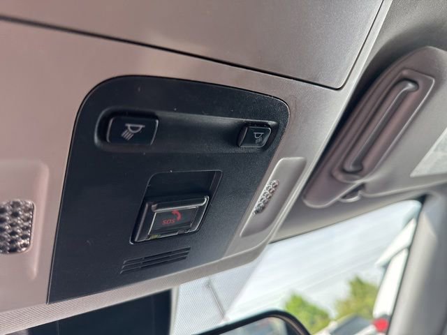 Used 2022 Toyota Camry SE FWD image 21