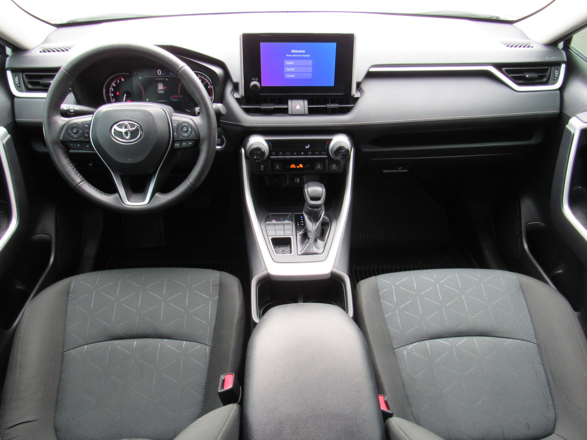 Used 2024 Toyota RAV4 XLE w/ Weather Package image 33