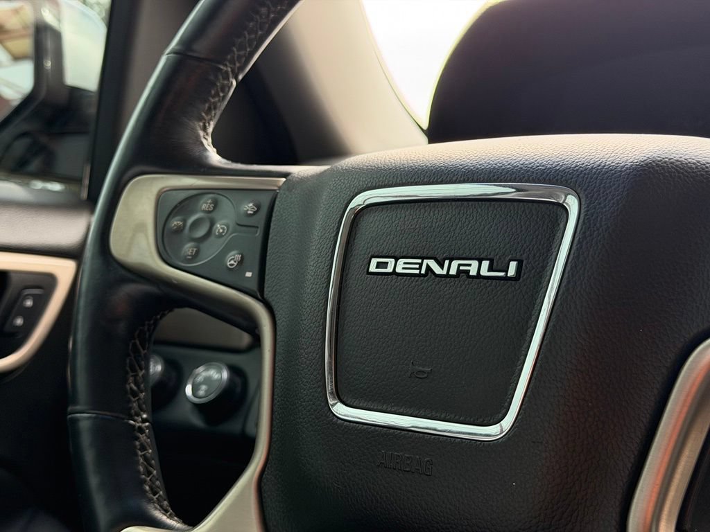Used 2017 GMC Yukon Denali AWD/4WD image 17