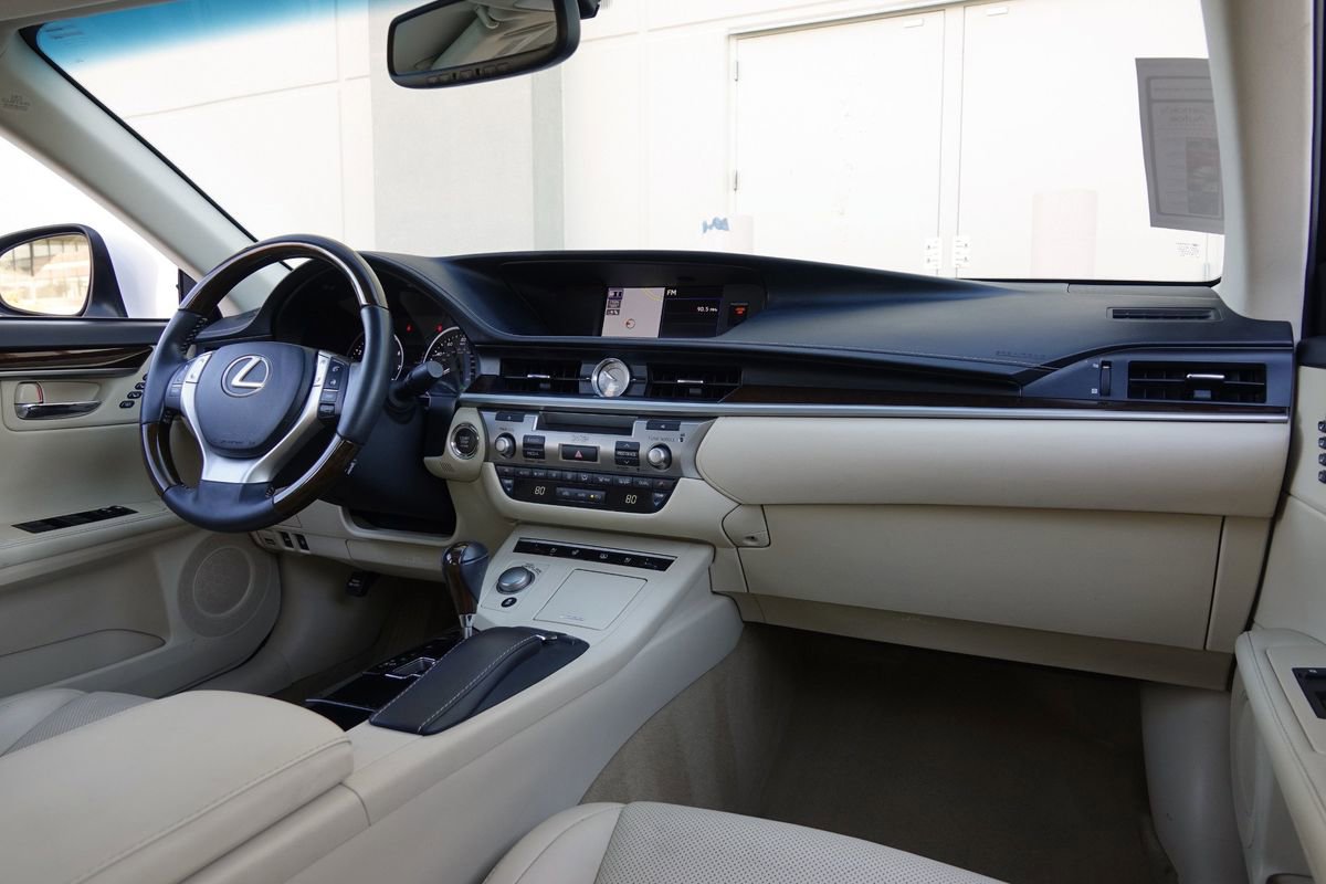 Used 2014 Lexus ES 350 image 7