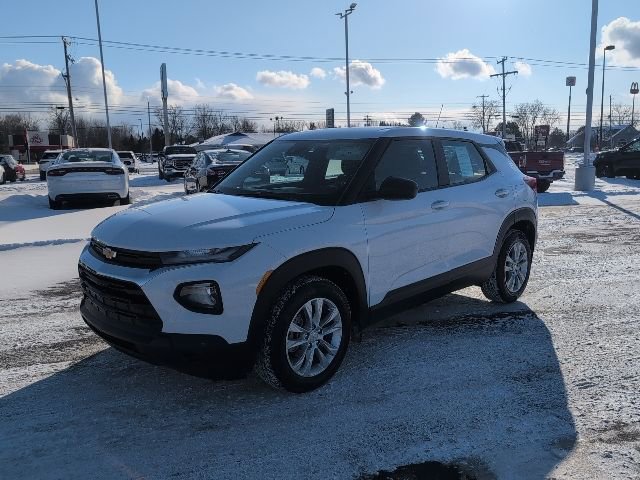 Used 2023 Chevrolet TrailBlazer LS FWD image 1