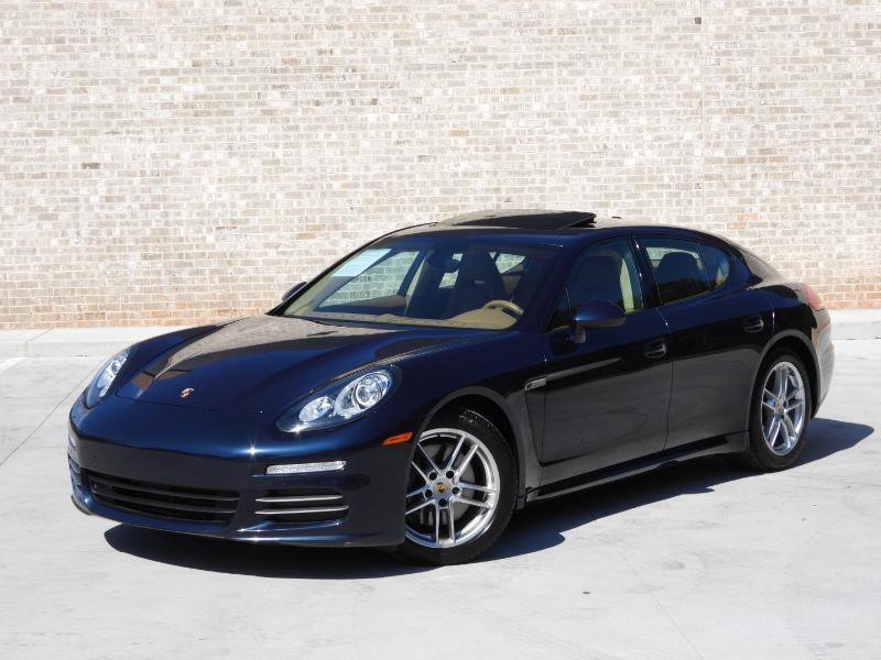 Used 2014 Porsche Panamera 4 AWD/4WD image 6