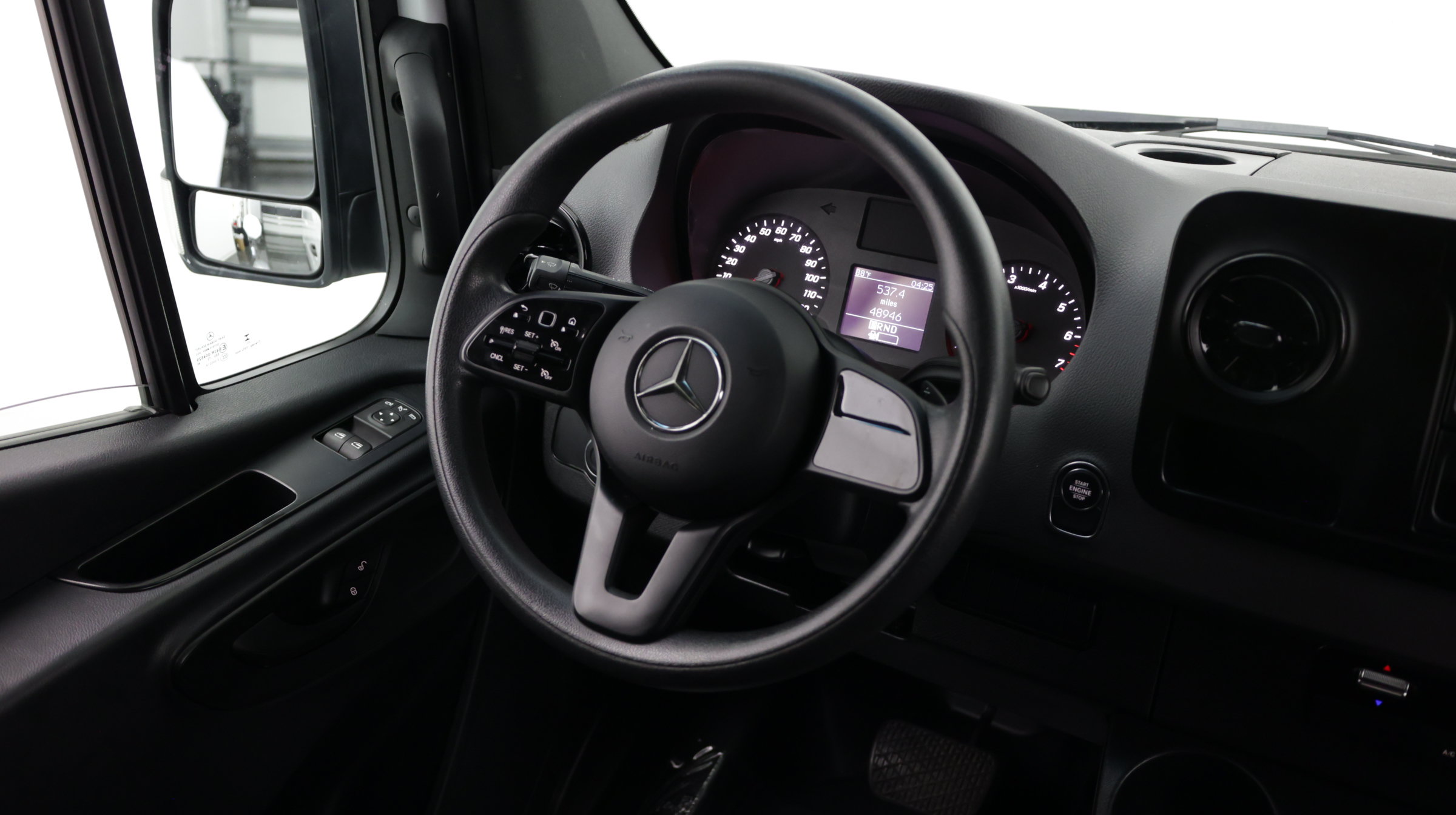 Used 2023 Mercedes-Benz Sprinter 2500 image 23