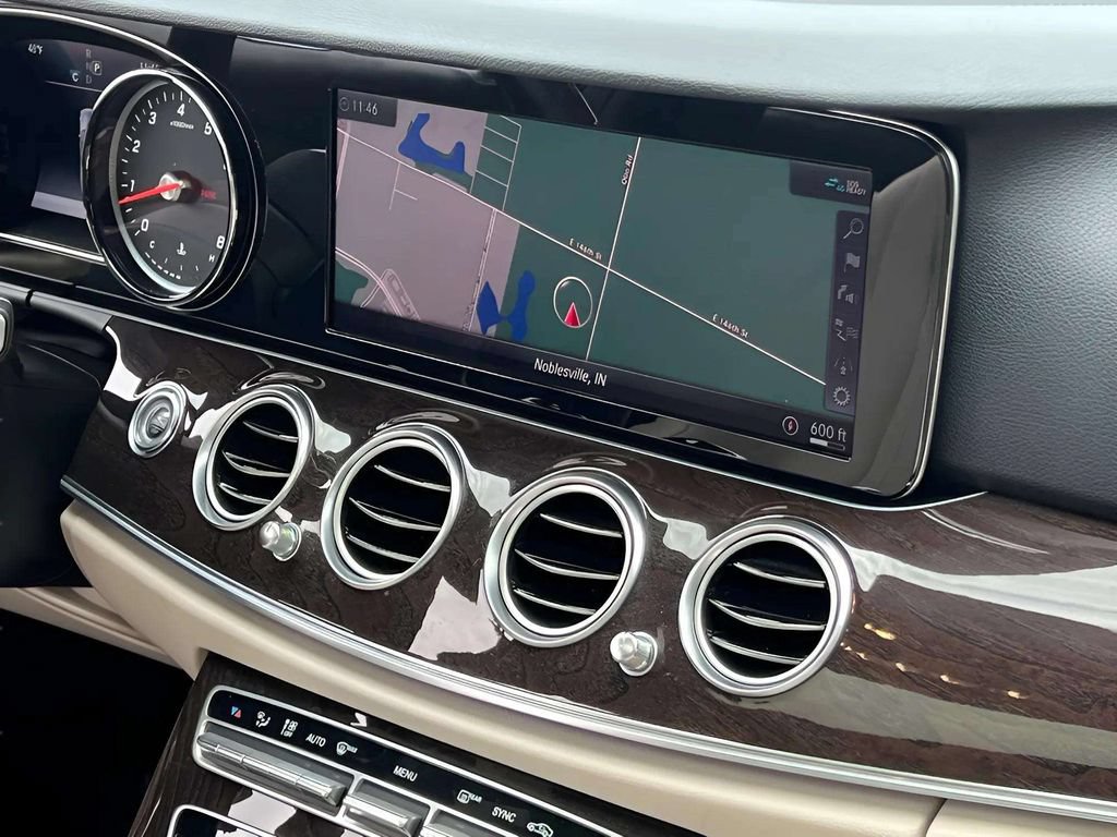 Used 2019 Mercedes-Benz E 300 image 32