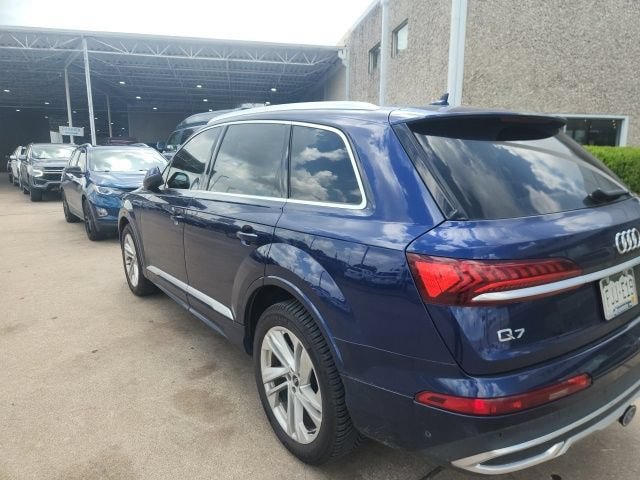 Used 2021 Audi Q7 3.0T Premium w/ Convenience Package AWD/4WD image 4