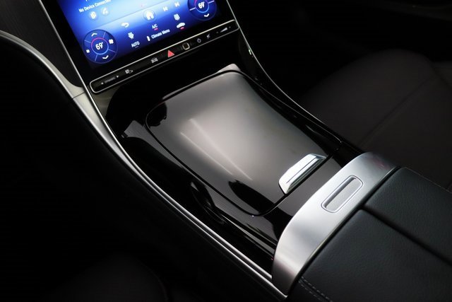 Certified 2025 Mercedes-Benz C 300 4MATIC Sedan image 27