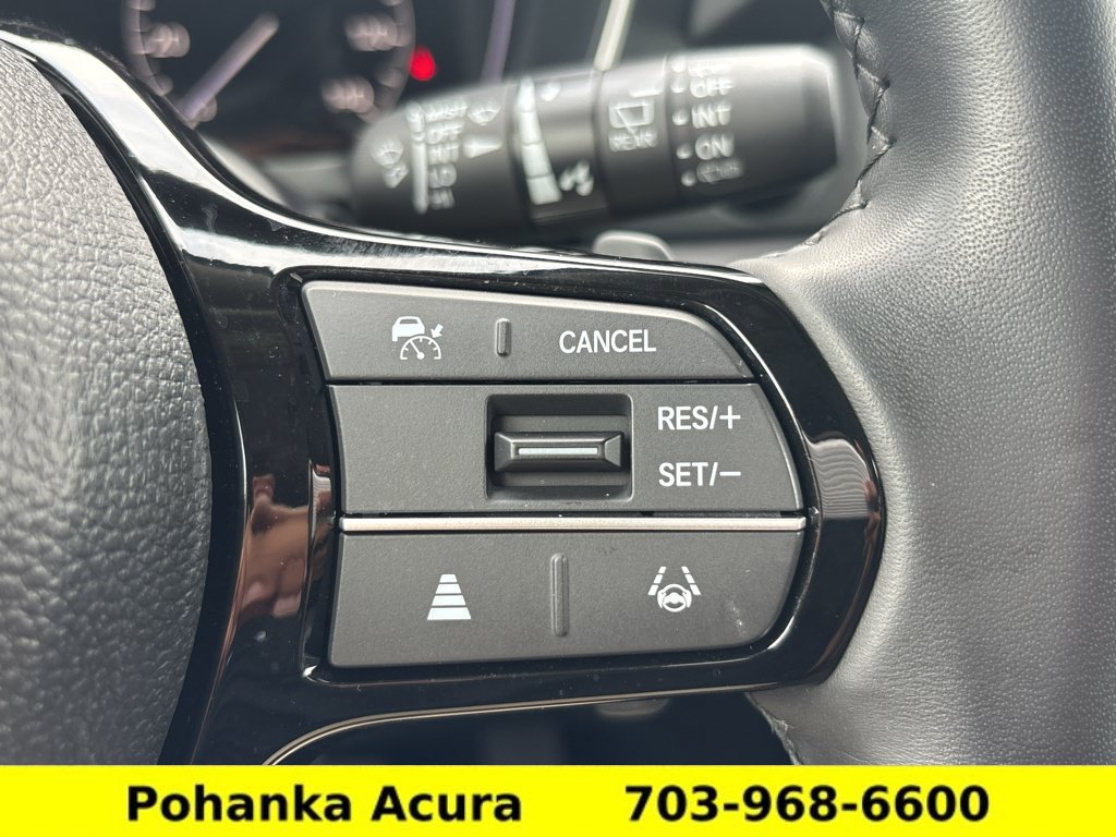 Used 2024 Honda Pilot Touring image 13