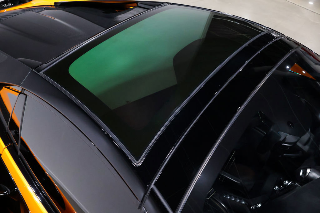 Used 2022 McLaren 765LT image 38