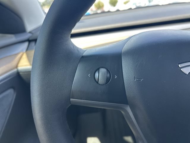 Used 2022 Tesla Model 3 Long Range AWD/4WD image 16