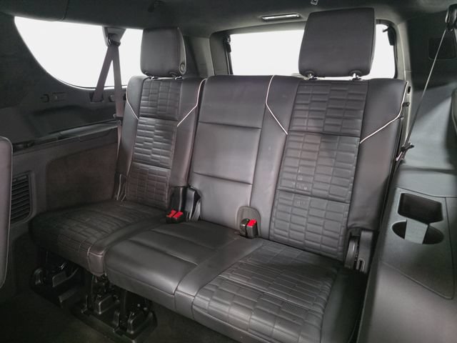 Used 2026 Cadillac Escalade ESV V w/ LPO, ONYX Package AWD/4WD image 37