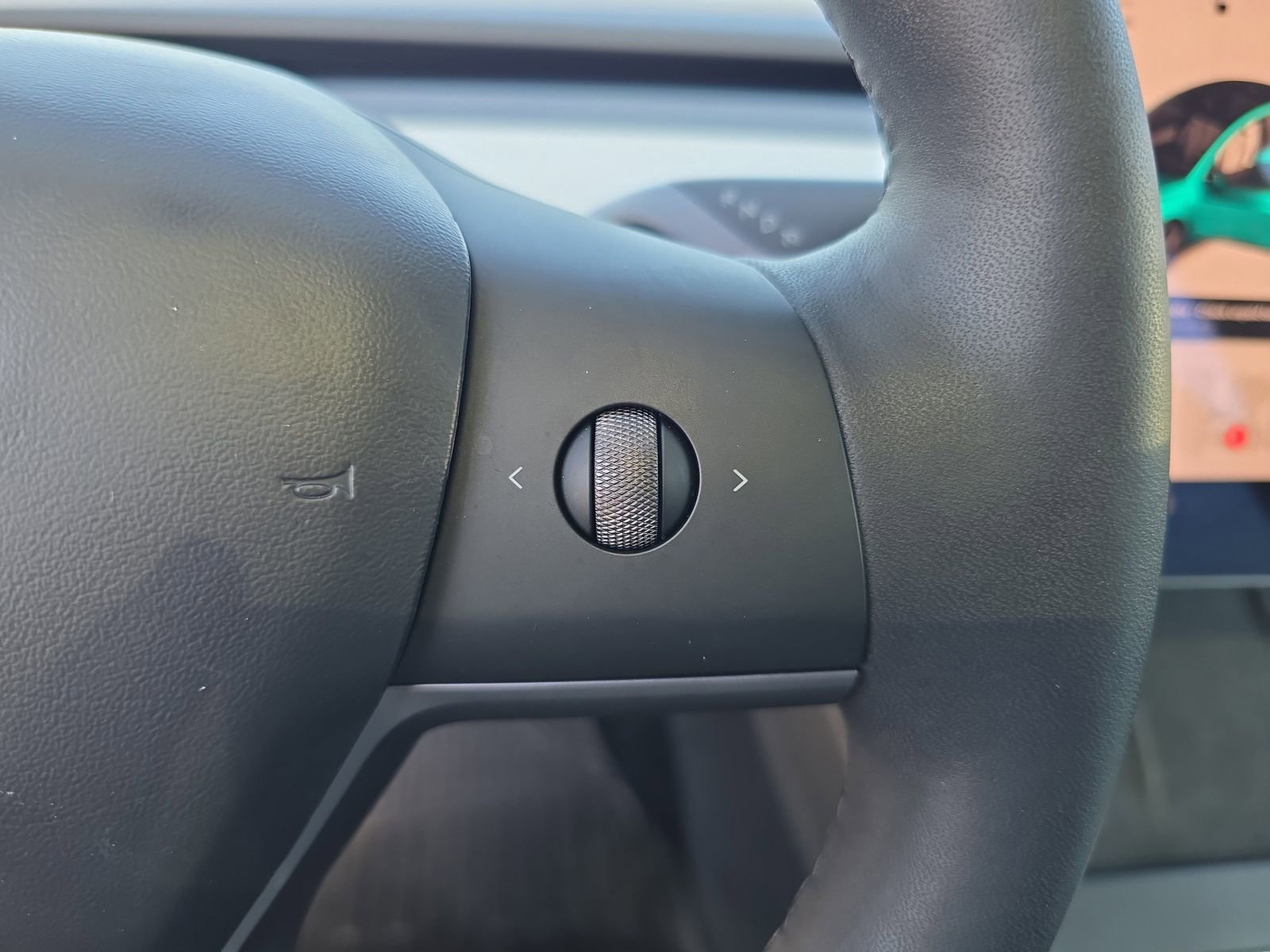 Used 2021 Tesla Model 3 Standard Range Plus image 23