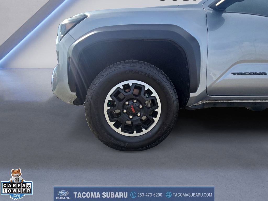 Used 2025 Toyota Tacoma TRD Off-Road image 9