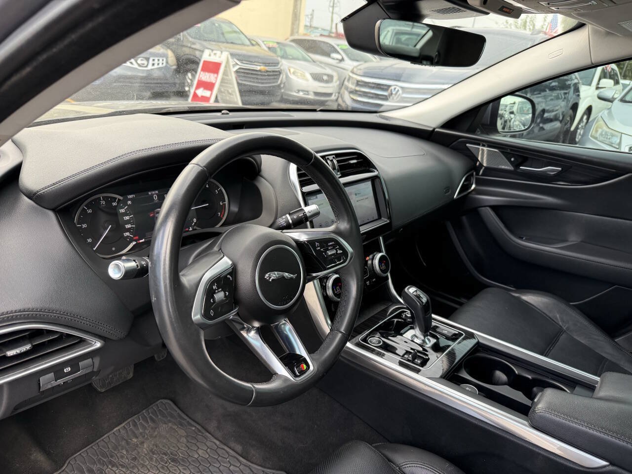 Used 2020 Jaguar XE S RWD image 13