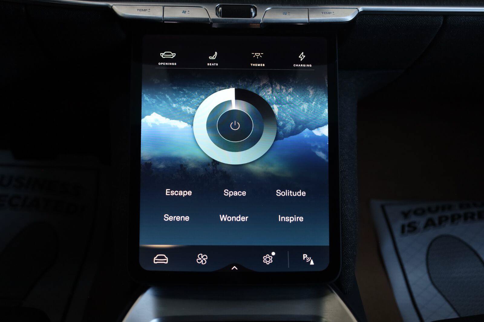 Used 2024 Lucid Air Touring AWD/4WD image 38