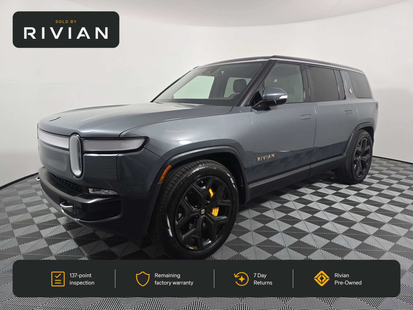 Used 2022 Rivian R1S Launch Edition Quad AWD/4WD image 1