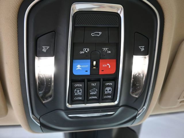 Used 2021 Jeep Grand Cherokee L Limited w/ Luxury Tech Group II image 35