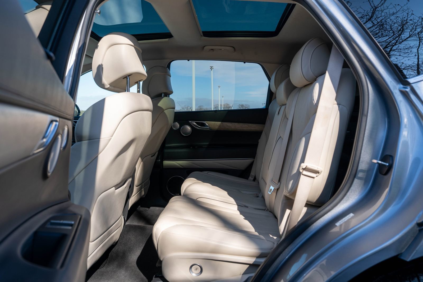 Used 2023 Genesis GV80 2.5T w/ Advanced Package image 28
