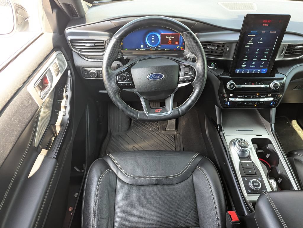 Used 2021 Ford Explorer ST w/ Equipment Group 401A AWD/4WD image 28