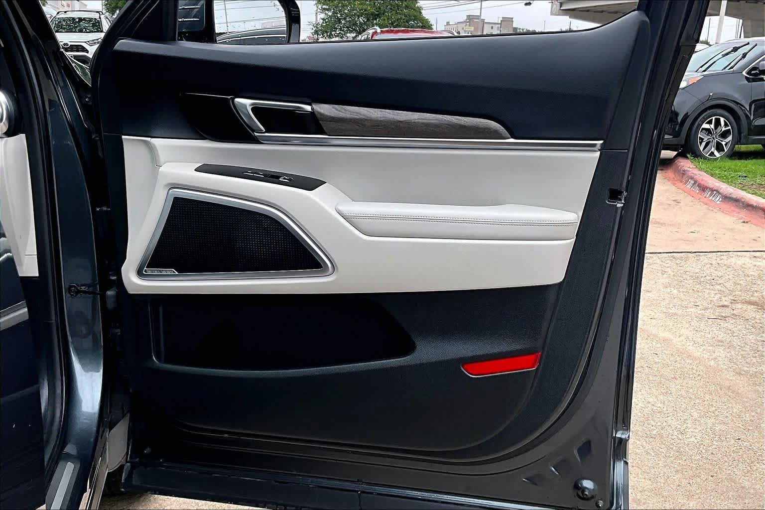 Used 2020 Kia Telluride SX FWD image 23
