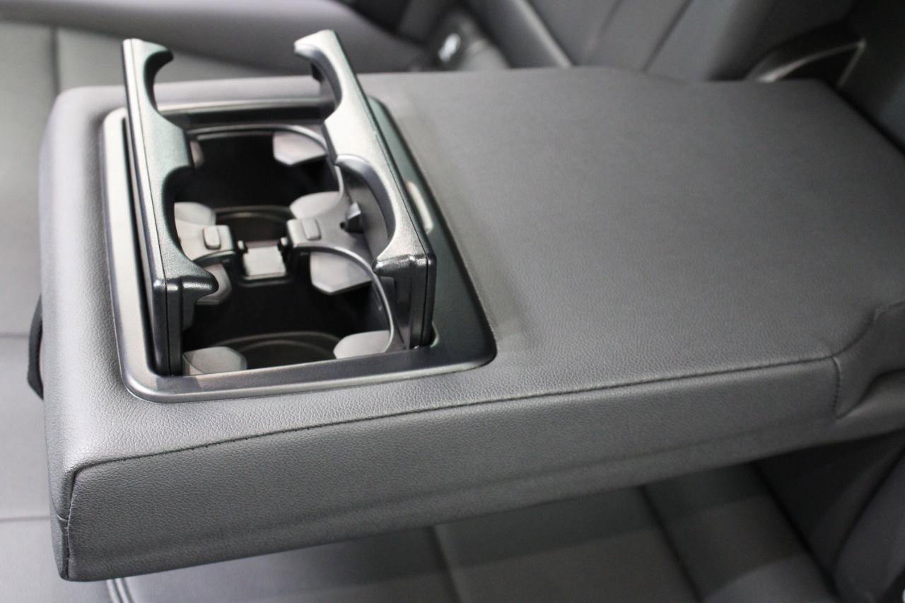 Used 2020 BMW X4 xDrive30i w/ Premium Package image 41