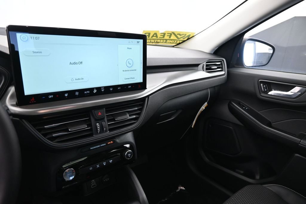 New 2026 Ford Escape SE FWD image 21