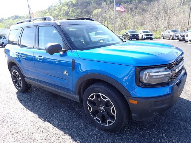 Certified 2025 Ford Bronco Sport Outer Banks w/ Outer Banks Tech Package+ AWD/4WD image 11