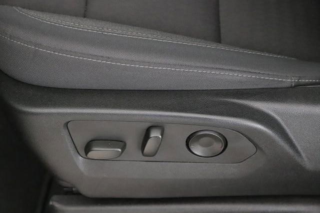 Used 2024 GMC Yukon SLE image 18