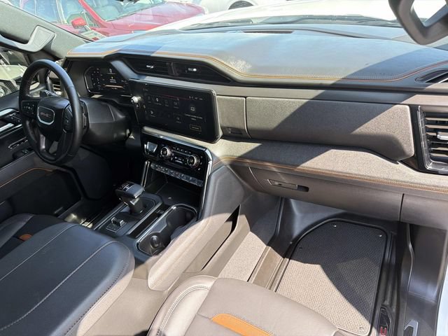Used 2026 GMC Sierra 1500 AT4 w/ AT4 Premium Package AWD/4WD image 17