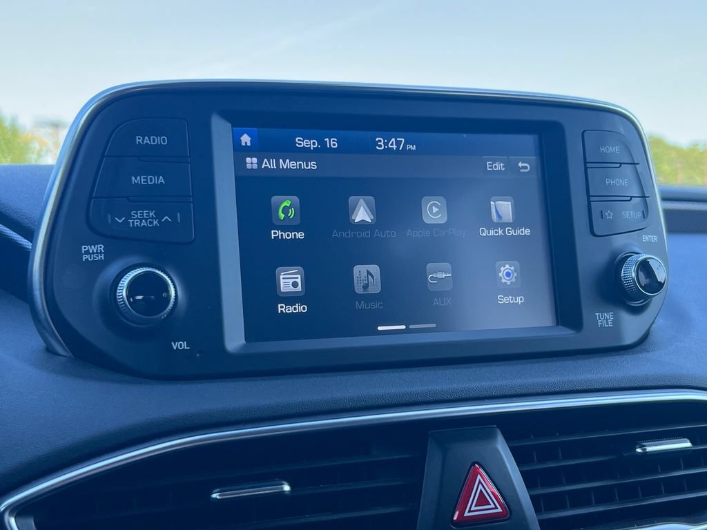 Used 2019 Hyundai Santa Fe SE AWD/4WD image 25