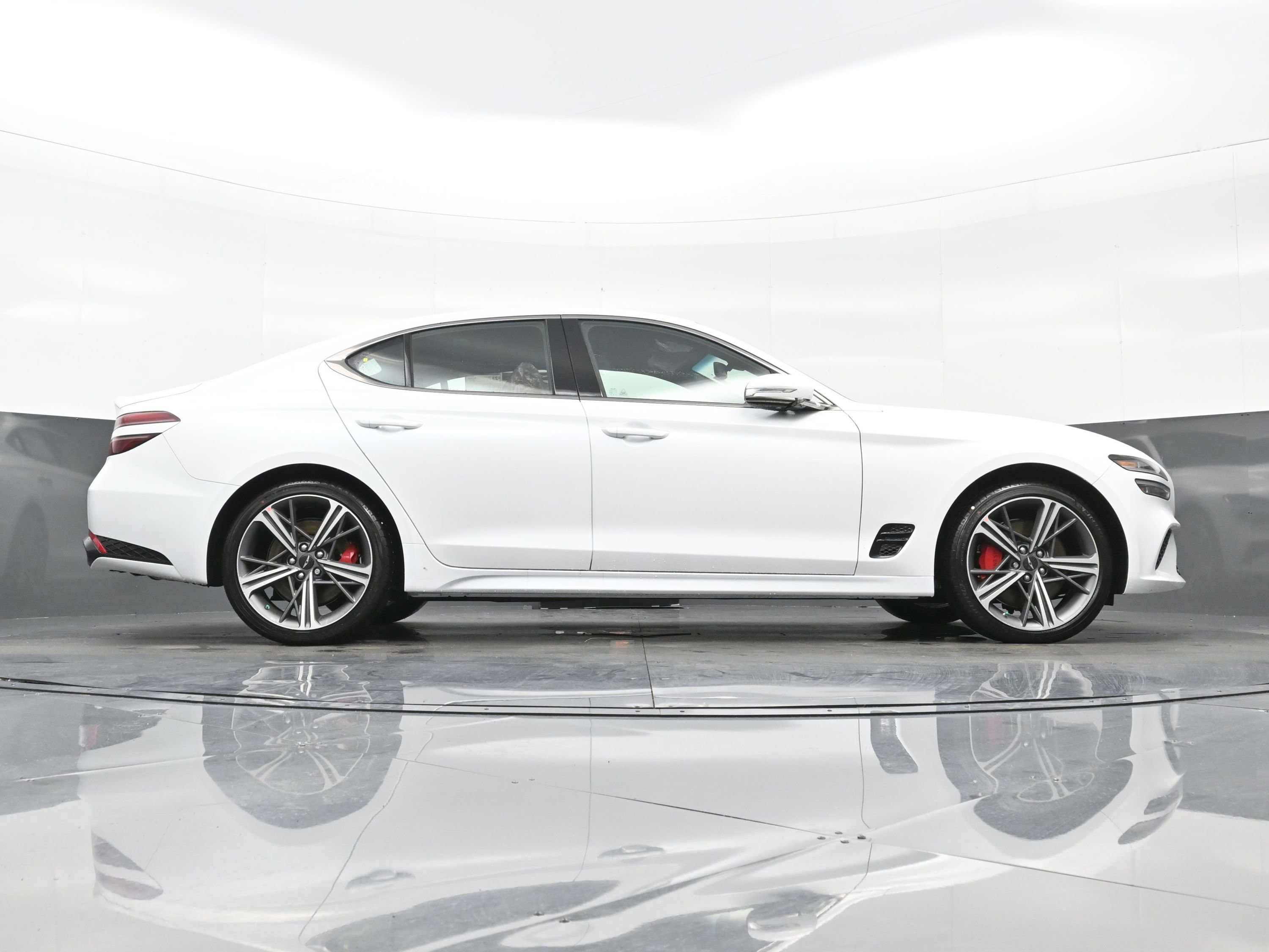 New 2025 Genesis G70 2.5T w/ Sport Prestige Package image 18