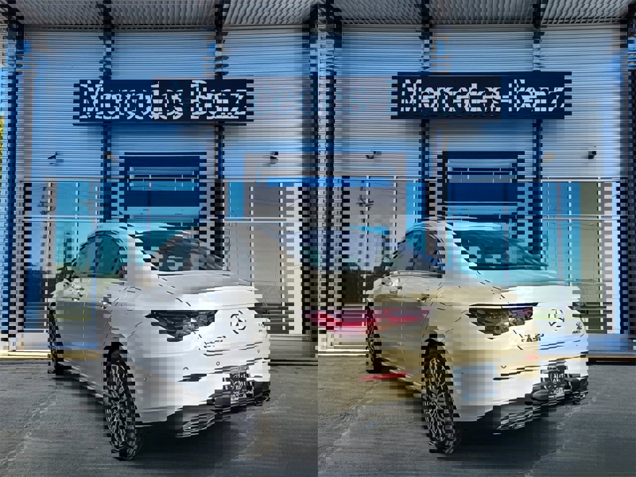 New 2025 Mercedes-Benz C 300 4MATIC Sedan image 4