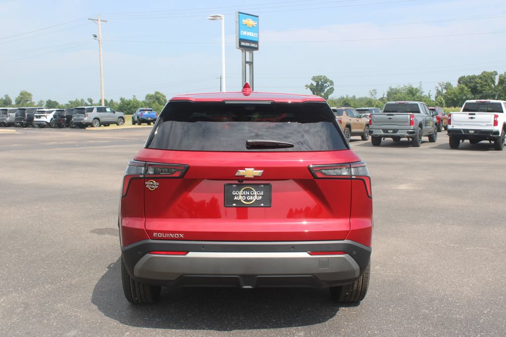 New 2027 Chevrolet Equinox LT w/ Convenience Package II FWD image 8
