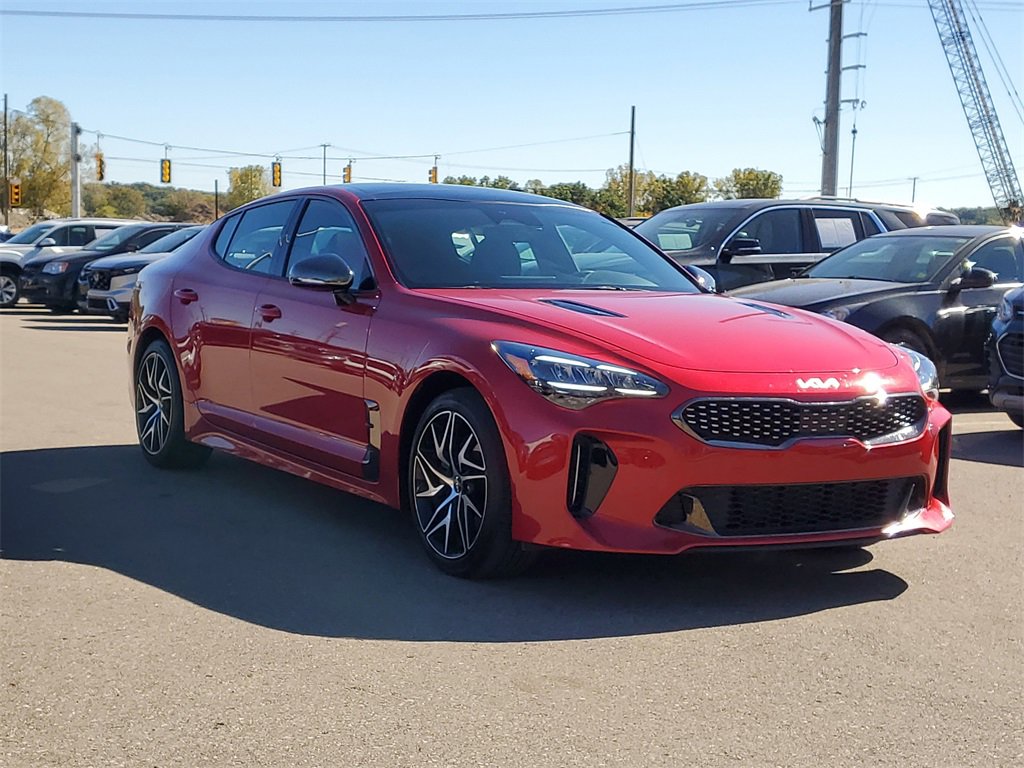 Used 2023 Kia Stinger GT-Line w/ Sun & Sound Package image 4