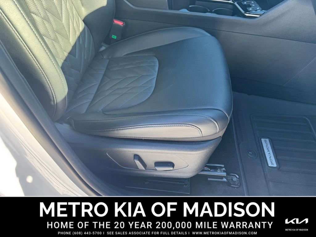 Used 2025 Kia Sportage X-Pro Prestige image 35