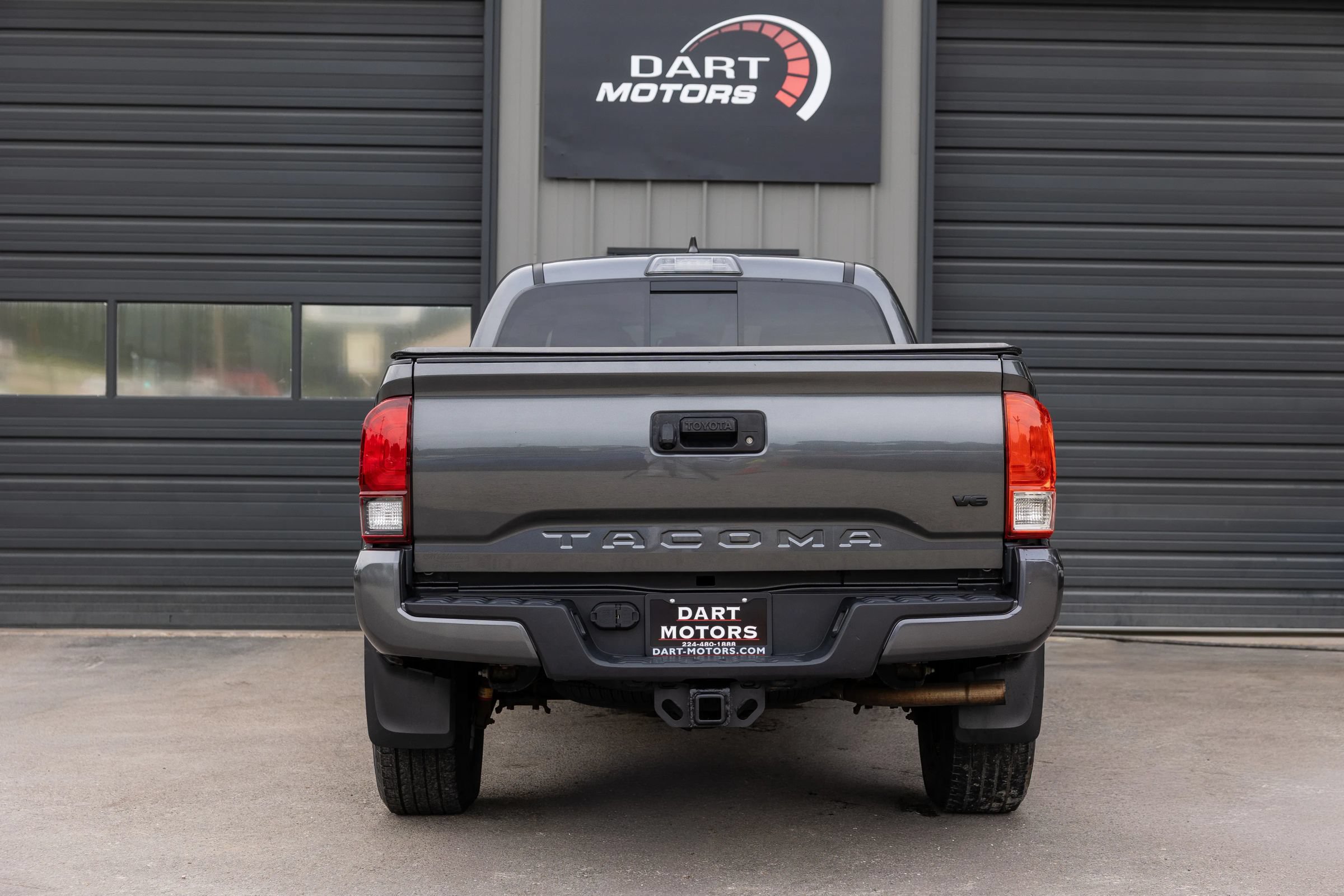 Used 2019 Toyota Tacoma TRD Sport AWD/4WD image 6
