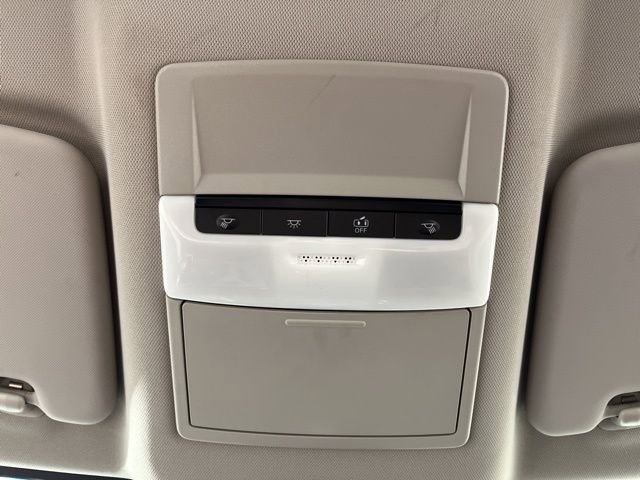 Used 2024 Nissan Rogue S image 33