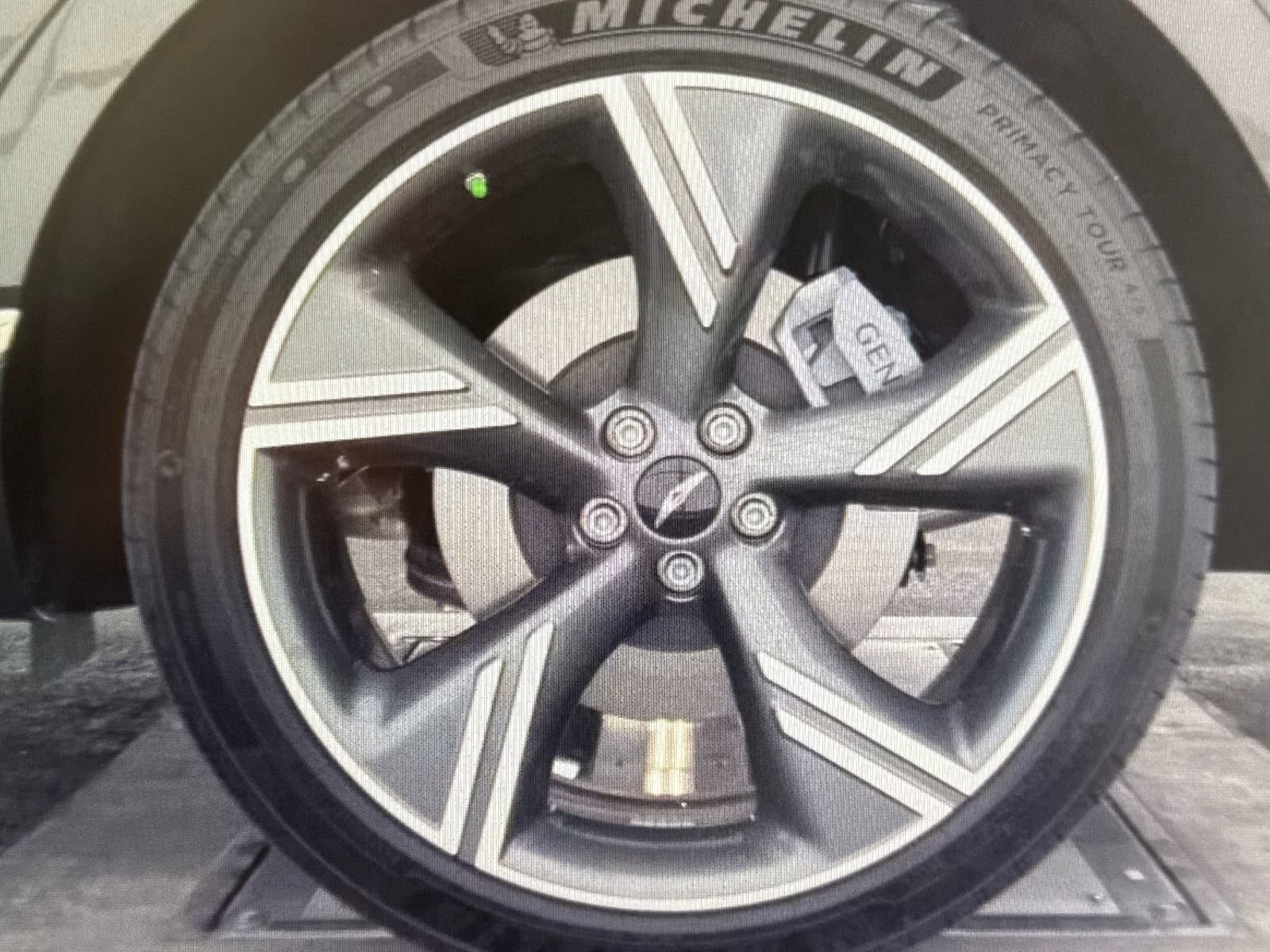 Used 2025 Genesis GV80 3.5T Prestige image 12