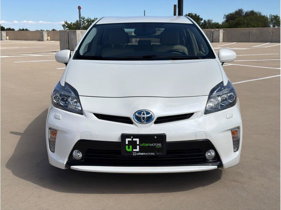 Used 2012 Toyota Prius Five FWD image 2