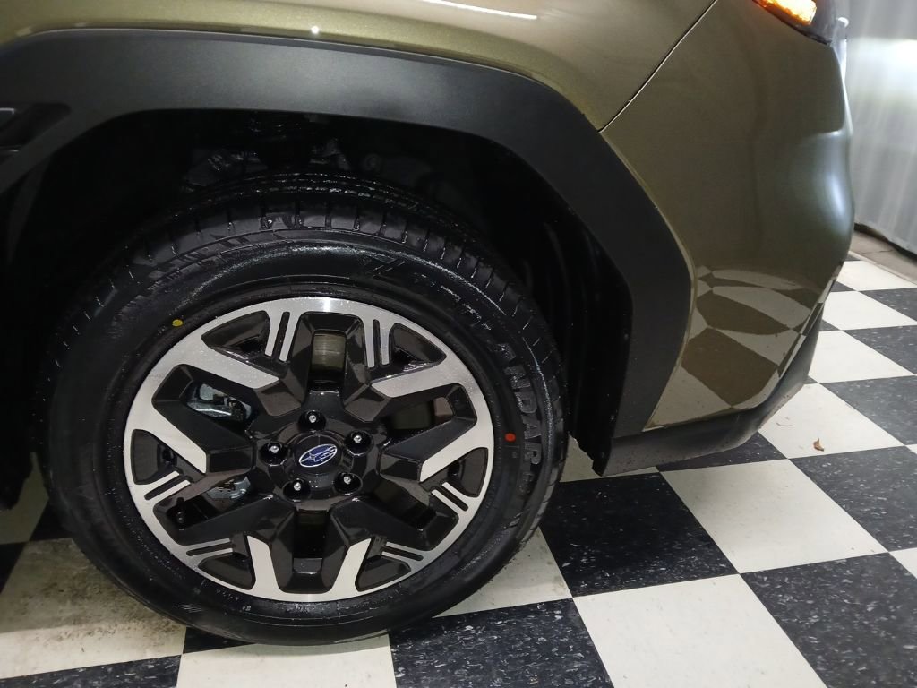 New 2025 Subaru Forester Premium AWD/4WD image 4