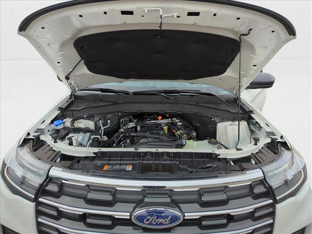 New 2025 Ford Explorer Active image 17