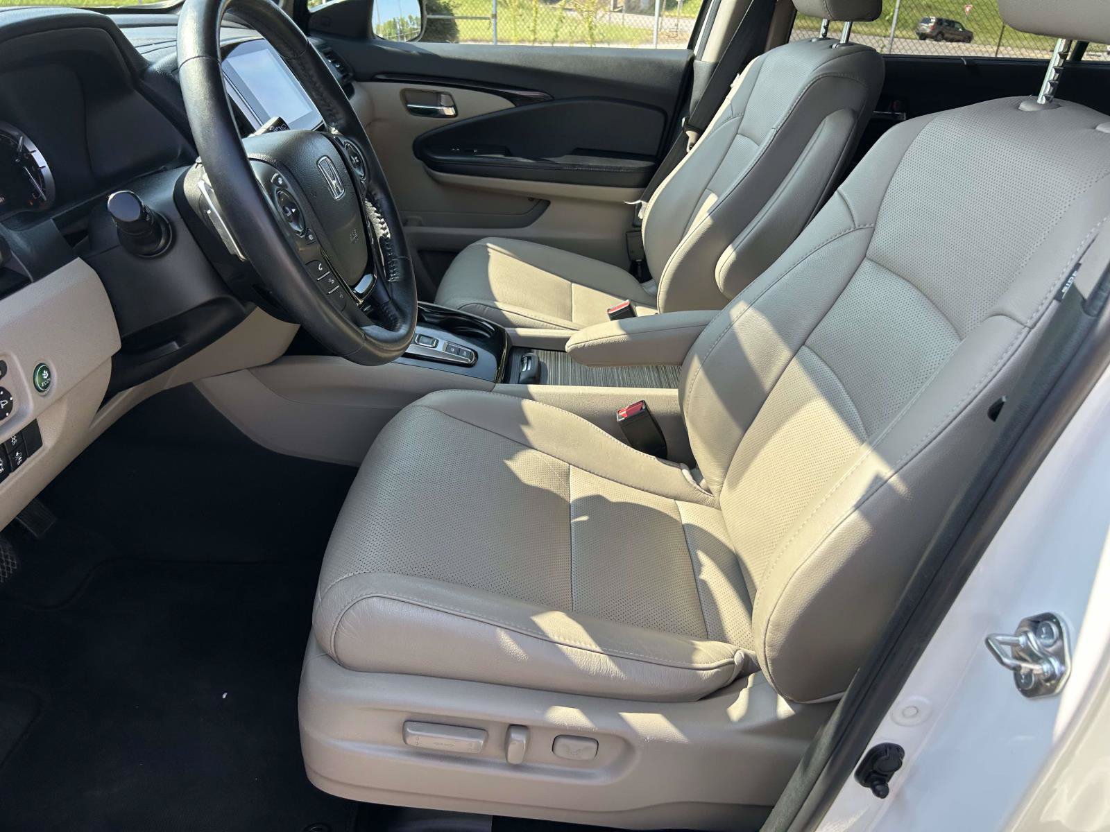 Certified 2018 Honda Pilot Elite image 12