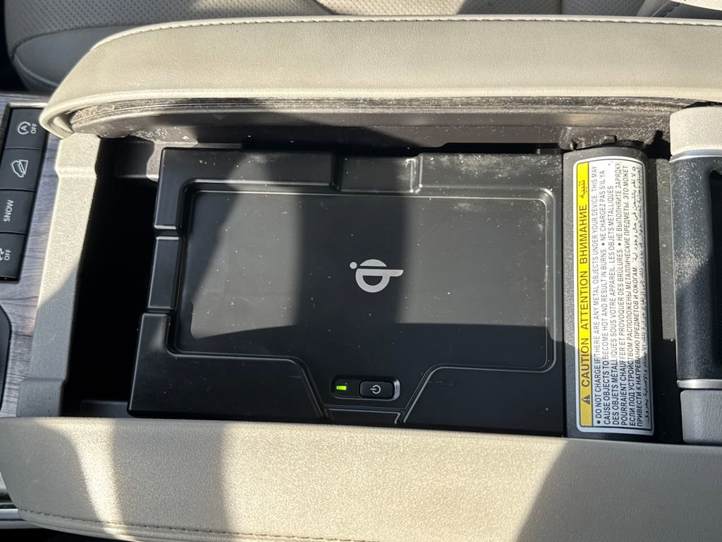 Used 2021 Toyota Highlander Limited AWD/4WD image 31