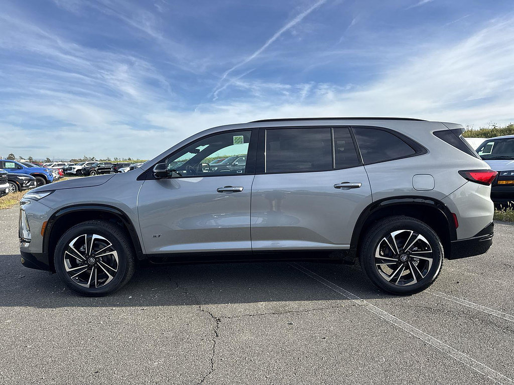 New 2026 Buick Enclave Sport Touring w/ Power Package FWD image 5