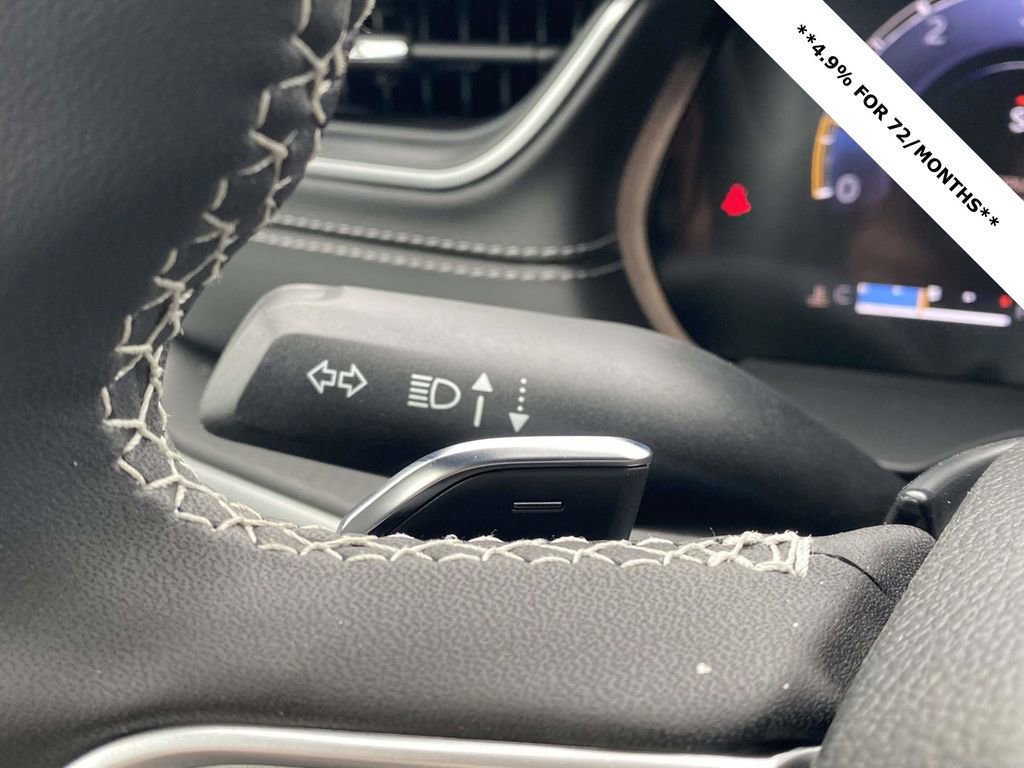 New 2025 Jeep Grand Cherokee Altitude image 32