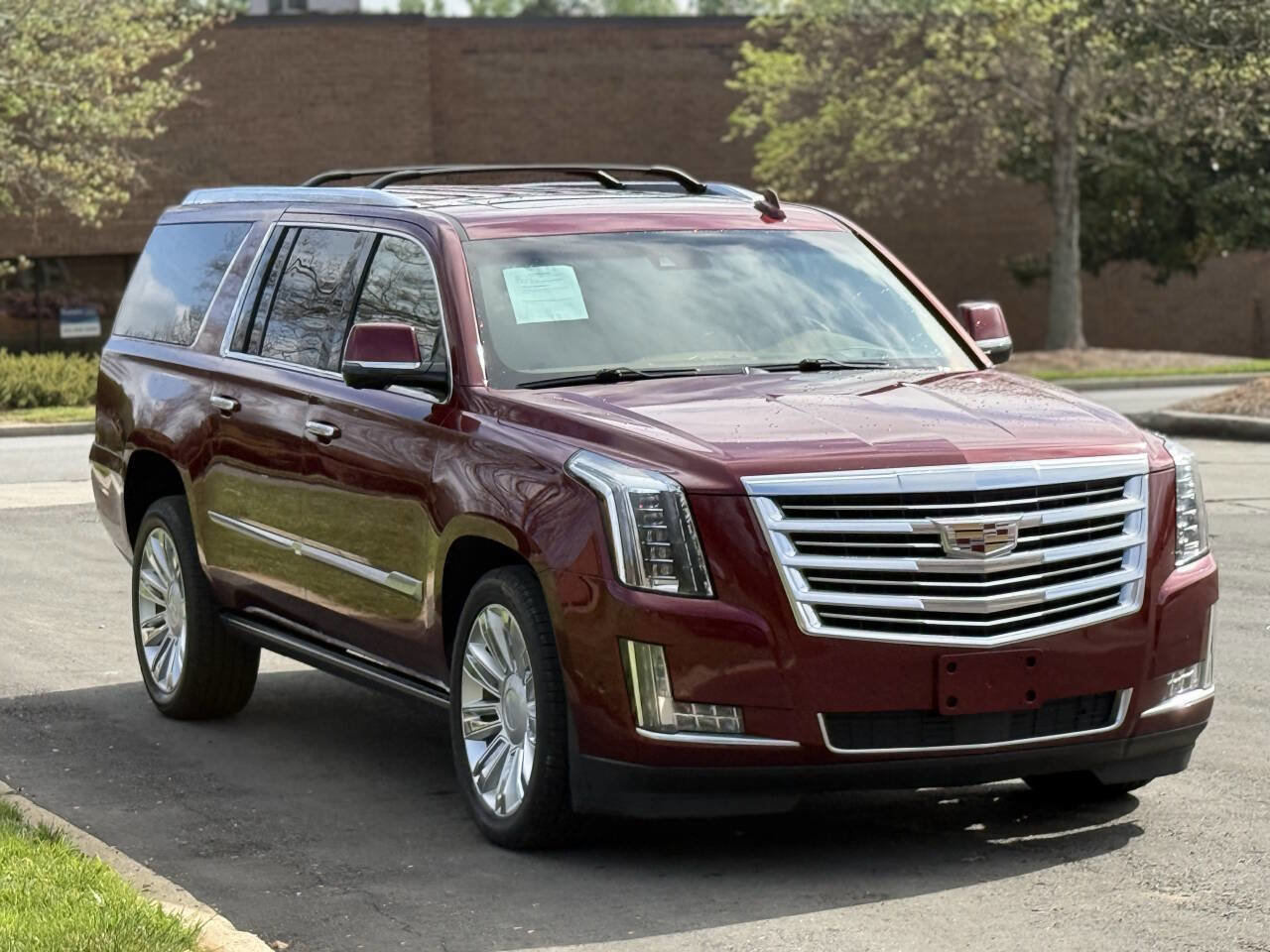 Used 2017 Cadillac Escalade ESV Platinum image 3