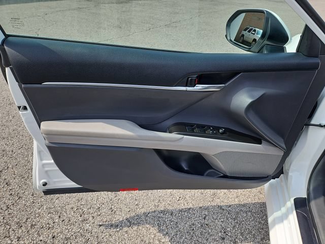 Used 2023 Toyota Camry LE FWD image 16