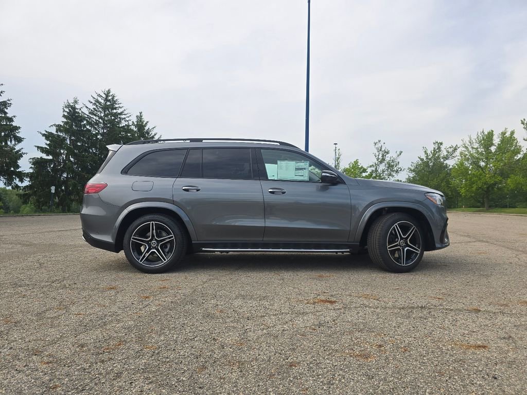 New 2026 Mercedes-Benz GLS 450 4MATIC image 17