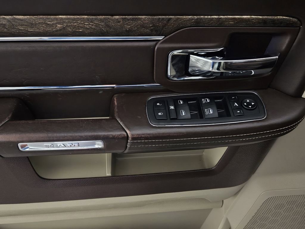 Used 2016 RAM 1500 Laramie Longhorn w/ Convenience Group AWD/4WD image 28